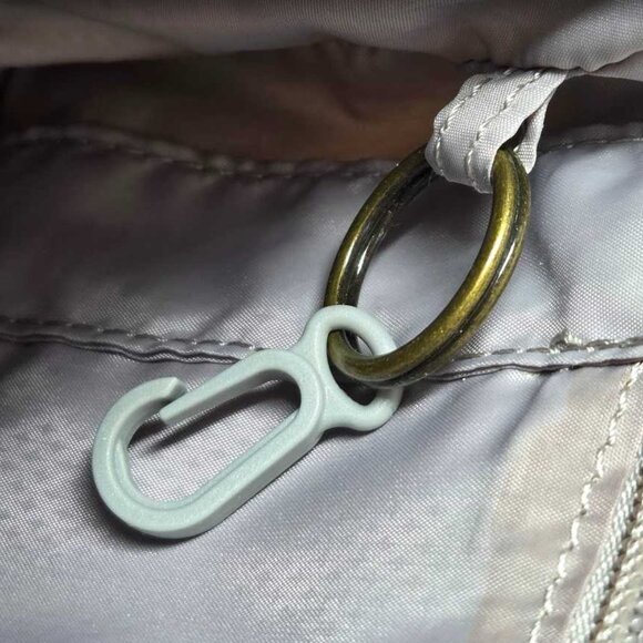 Pacsafe Stylesafe Anti-Theft Convertible Crossbody Bag purse in Ikat Coral - Picture 10 of 11